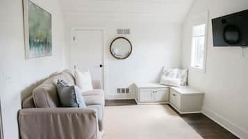 TV, fireplace, offices