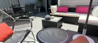 Pools tennis gym golf pickelball