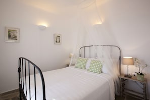 Villa, 3 camere da letto, fumatori, caminetto | 3 camere, cassaforte in camera, ferro/asse da stiro, Wi-Fi gratuito