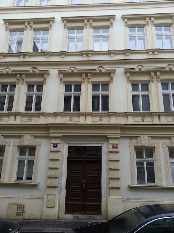 Exterior - Praga Town Center (Prague)