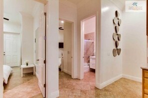 2 chambres, fer et planche à repasser, accès Internet, draps fournis