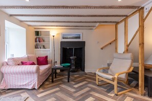 House | Living room | TV