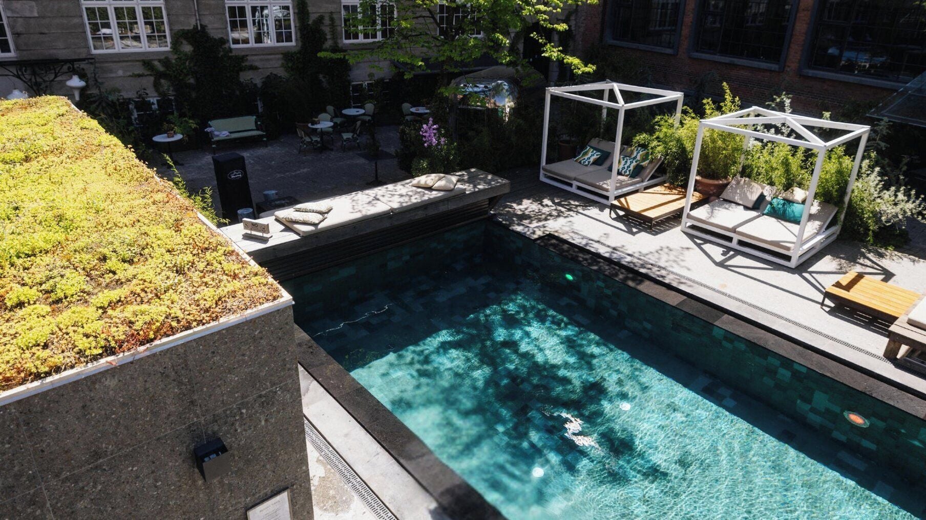 Piscine extérieure, piscine chauffée