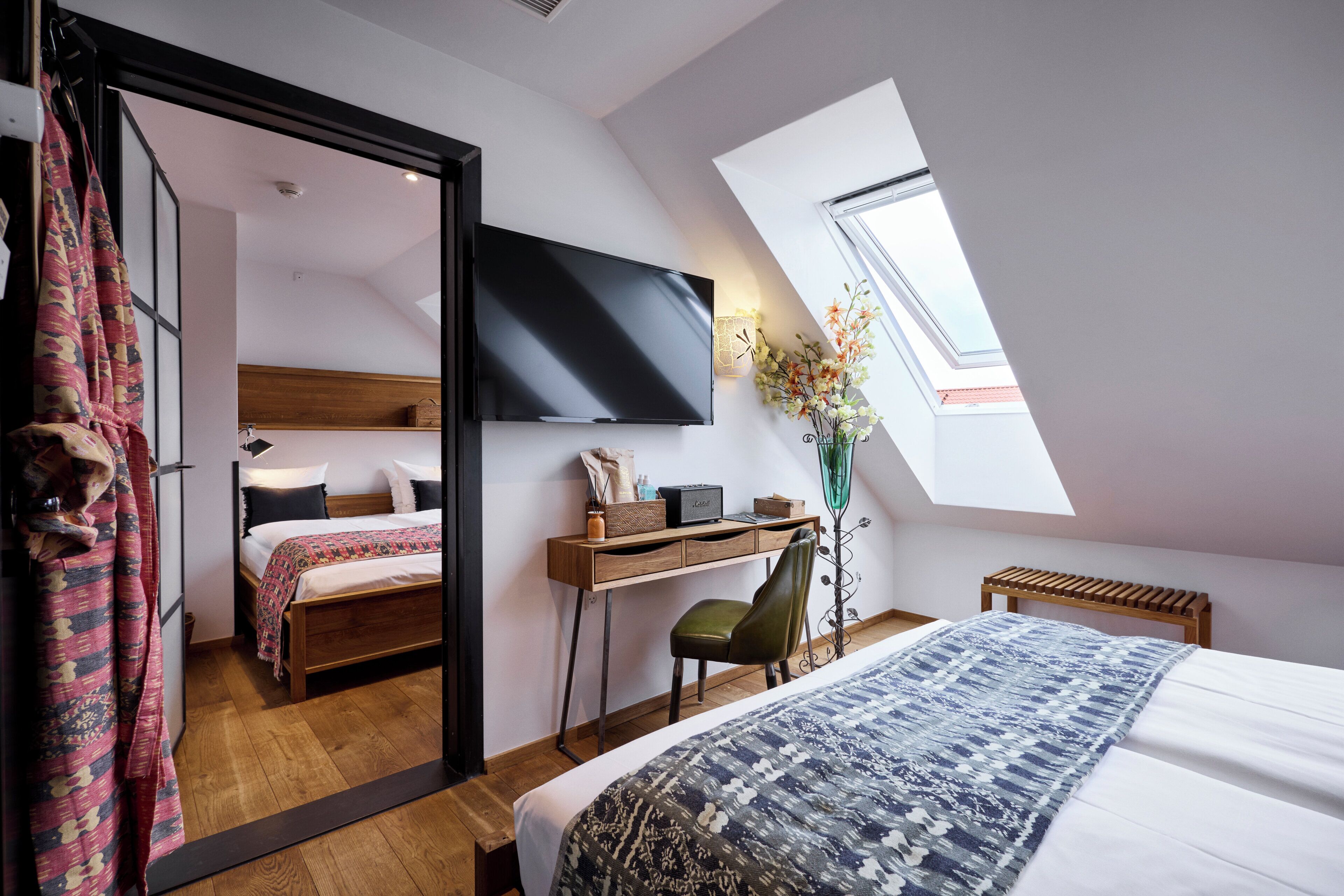 Familienzimmer, 2 Queen-Betten, Nichtraucher, Zimmerreinigung (Ski) | Hochwertige Bettwaren, Zimmersafe, Babybetten, kostenloses WLAN