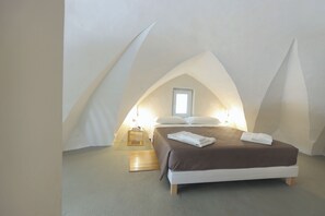 Classic Double Room | Down duvets, minibar, in-room safe, individually decorated