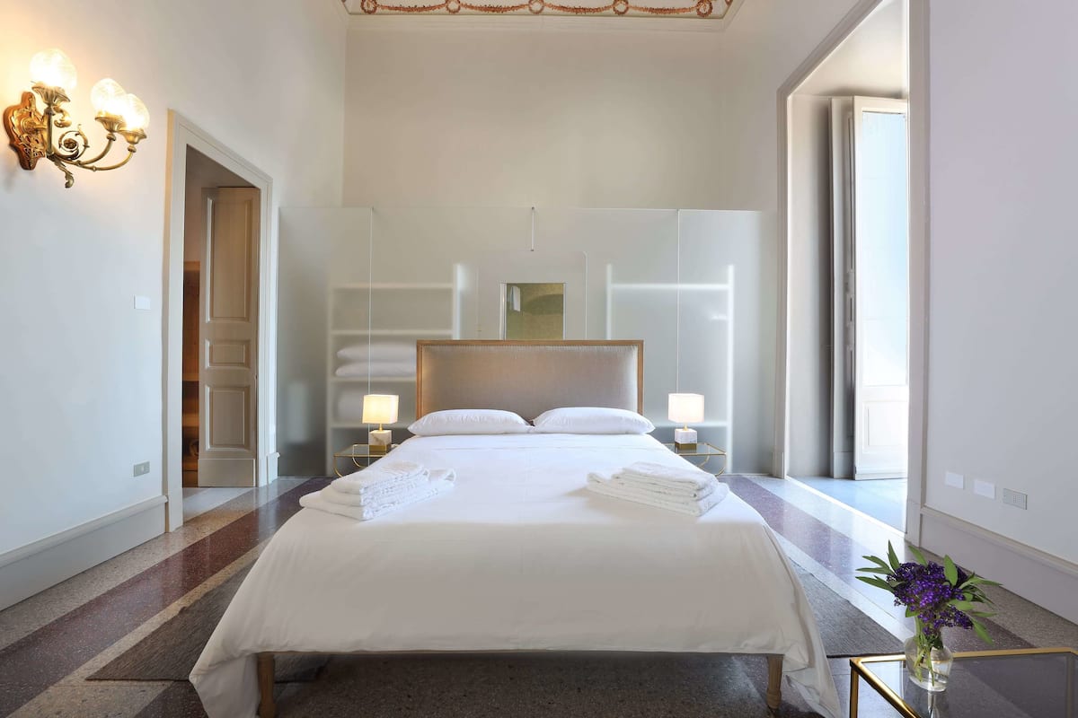 Deluxe Double Room, 1 Queen Bed, Sauna | Down duvets, minibar, in-room safe, individually decorated