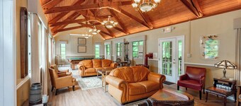 Carmel Cove-sø adgang, alle master suiter, historiske hjem