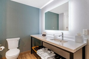 Free toiletries, hair dryer, towels, soap - Cambria Hotel Bloomington Mall of America Minneapolis Airport (Bloomington)