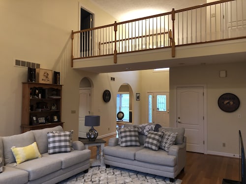 DERBY, Keeneland, Bourbon-kiertue tai perheen kokoontuminen!