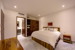 3 bedrooms, iron/ironing board, travel cot, WiFi