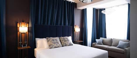 Camas com colchões pillow-top, individualmente decorados