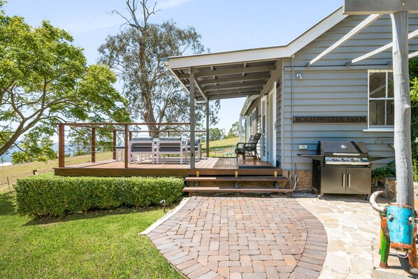 Exterior - Hollow Tree Farm - Peace and Quiet on 30 Acres right in Toowoomba (Mount Lofty)