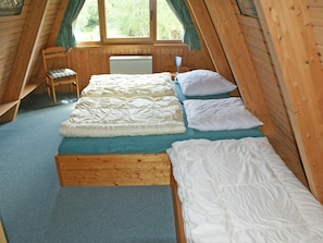 3 soverom, reiseseng for barn og wi-fi