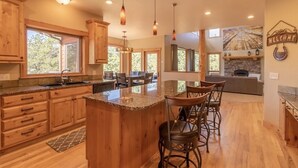 Interior - Luxurious Home located in Estes Park with Mountain Views - 3201 (Estes Park)