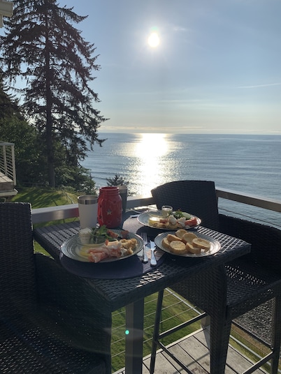 Cliff Haven at Seaside Point-TOP FLOOR WITH THE BEST VIEWS - 215+ 5 STAR REVIEWS