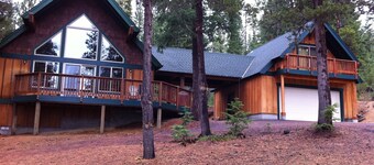 Perfect Cabin Retreat near Crater, Crescent, & Odell Lakes