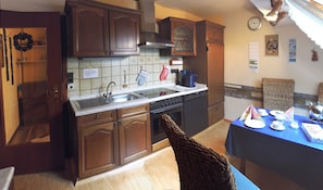 Køleskab, mikrobølgeovn, ovn, opvaskemaskine