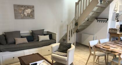 the orchid at the edge of the water