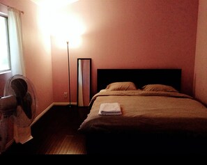 3 多间卧室、熨斗/熨衣板、上网接入