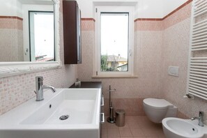Unclassified image, 3 of 3, button - S023 - Sirolo, magnificent design three-room apartment with terrace (Sirolo)