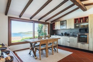 Kühlschrank, Ofen, Herdplatte, Geschirrspüler