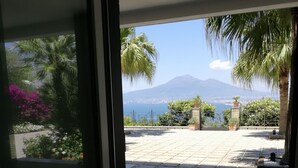 Unclassified image, 5 of 33, button - POGGIO MIRAMARE LUXURY HOME (castellammare di stabia / Italia)