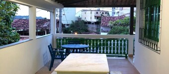 House in Iriri, prime area, between Costa Azul and Areia Preta beach
