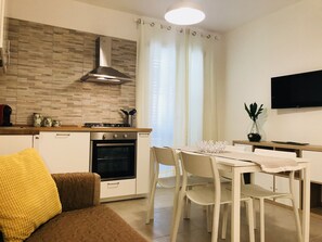 Interior - ocher house and serene house (Terrasini)
