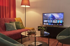 Smart TV, books