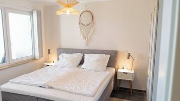 1 chambre, bureau, Wi-Fi gratuit, draps fournis