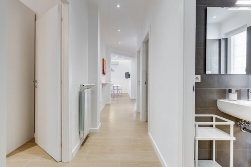 Lovely  3 rooms apartment close Trastevere Station