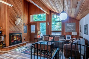 TV, fireplace - Escape to Ptarmigan Village 79 (Whitefish)