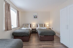 2 chambres, fer et planche Ă repasser, Wi-Fi, draps fournis