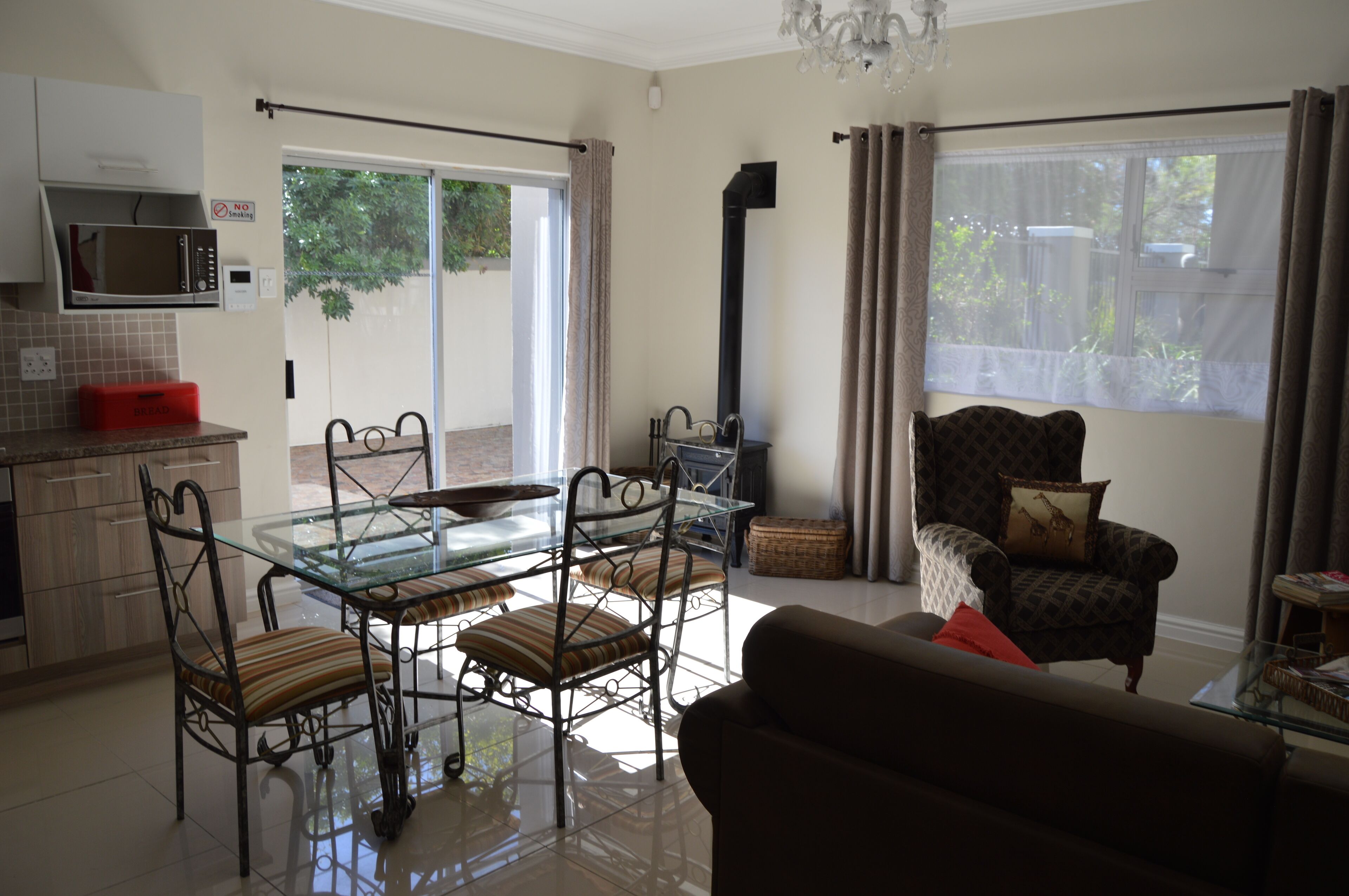 TV, fireplace, DVD player