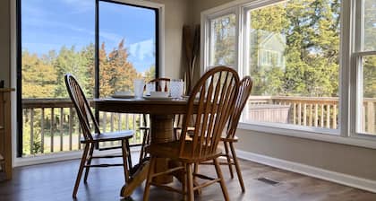 ✨Pet Friendly✨Walk to the beach from this coastal cottage on Broadkill!