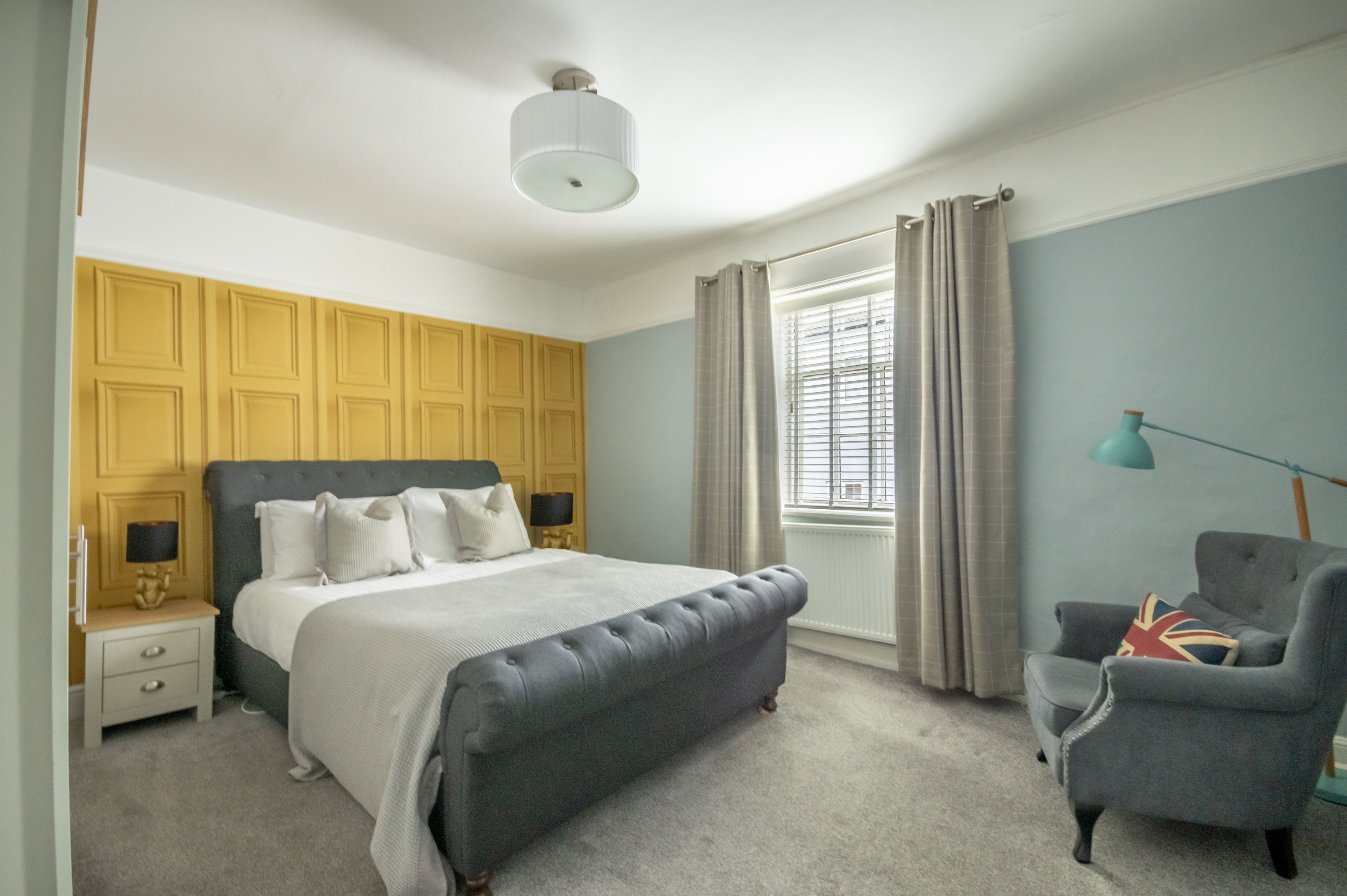 2 bedrooms, iron/ironing board, Internet