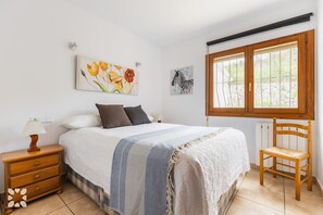 3 slaapkamers, een strijkplank/strijkijzer, gratis wifi