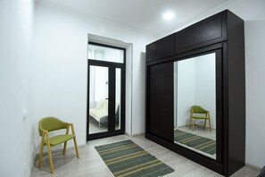 Interior - Fully equipped, newly renovated bright apartment in the heart of Tbilisi (Dzveli Tbilisi)