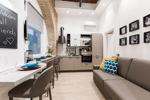 スマートテレビ、ステレオ