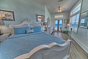 4 makuuhuonetta, työpöytä, silitysrauta/-lauta, Wi-Fi