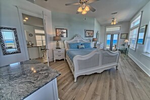 4 bedrooms, desk, iron/ironing board, WiFi
