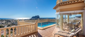 Villa GRAN SOL by Abahana Villas