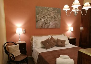 3 soverom, skrivebord, strykejern/-brett og wi-fi