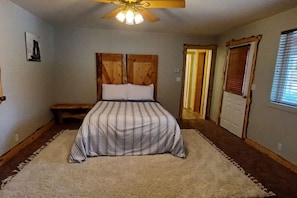 3 chambres, bureau, Wi-Fi, literie fournie