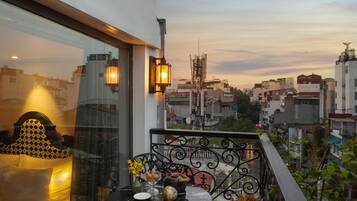 1 habitación, minibar, caja de seguridad en la habitación y escritorio