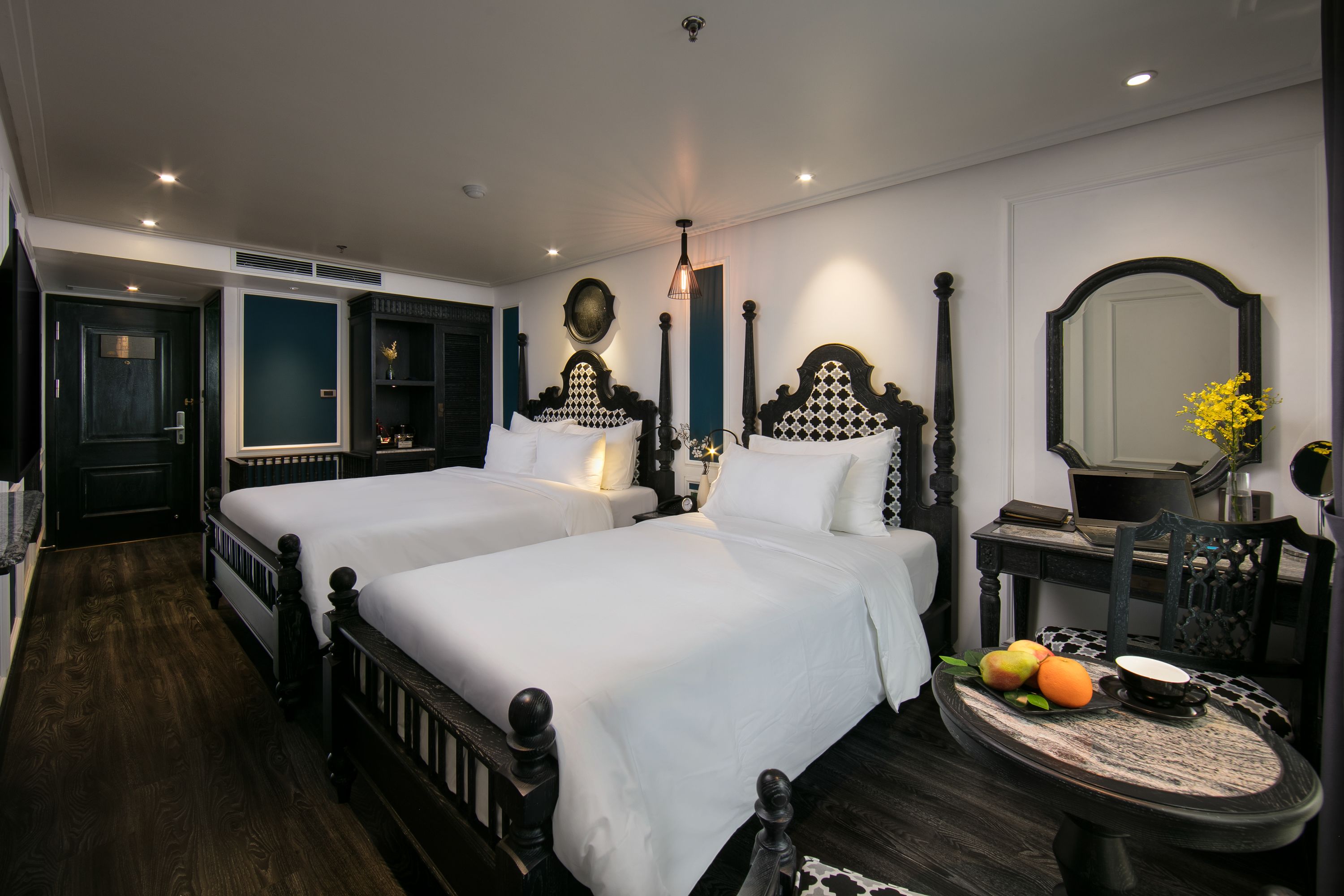 1 bedroom, minibar, in-room safe, desk