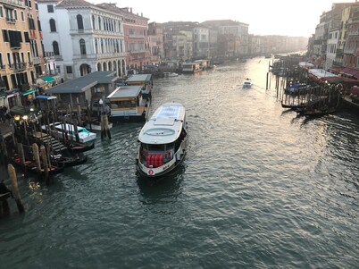 LUXURIOUS SUITE IN THE HEART OF VENICE
