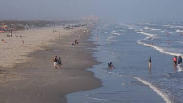 Beach nearby, beach towels