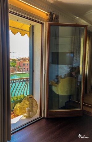 Interior - MURANO Suites | AMETHYST (Venezia)