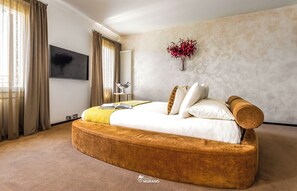 1 bedroom, iron/ironing board, free WiFi, bed sheets - MURANO Suites | AMETHYST (Venezia)